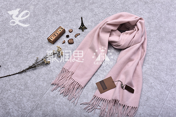 300 grams of flowers（Light pink trendy simple wild scarf）