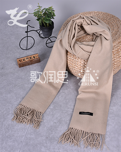 250 carat hair（Khaki stylish wild thermal scarf）